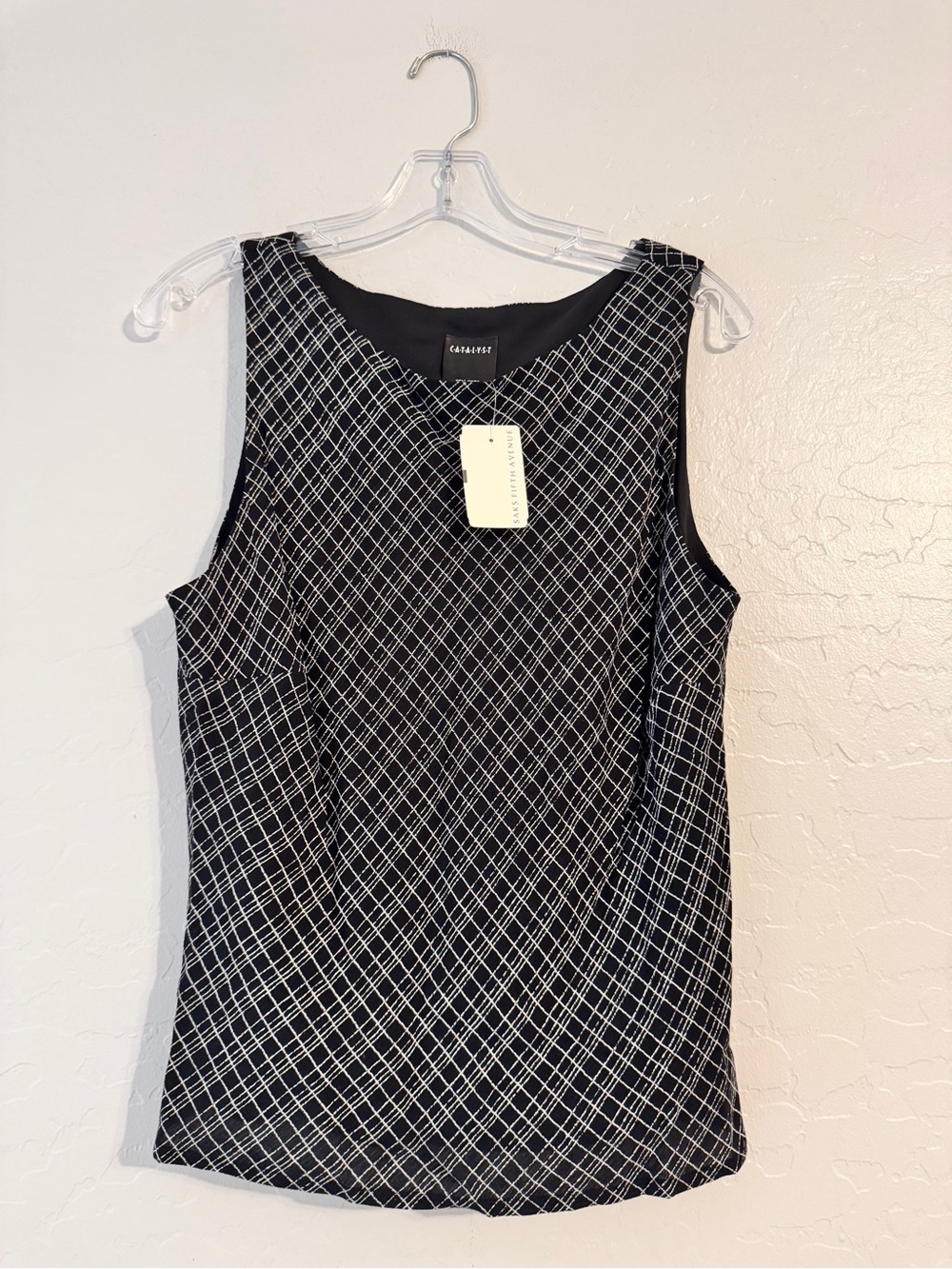 NWT Catalyst Black & White Plaid V-Neck Sleeveless Pullover Woven Blouse 10P